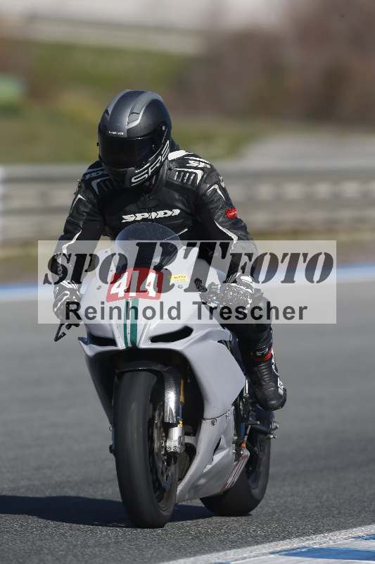 /Archiv-2024/02 29.01.-02.02.2024 Moto Center Thun Jerez/Gruppe gruen-green/414